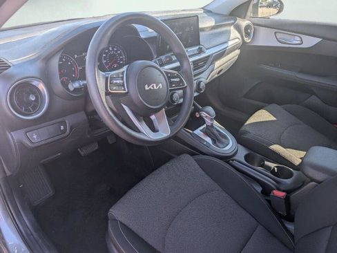 Used 2024 Kia Forte LXS FWD image 30