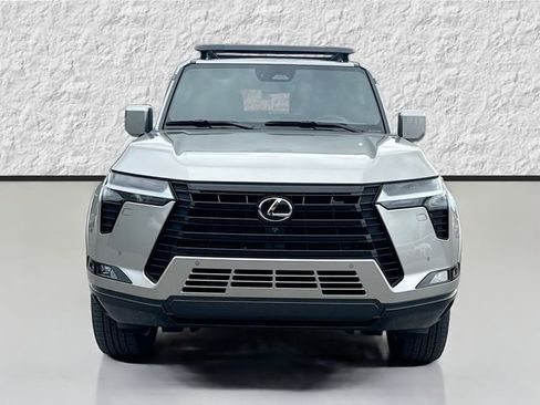 New 2026 Lexus GX 550 image 8