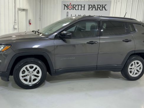 Used 2018 Jeep Compass Sport image 6