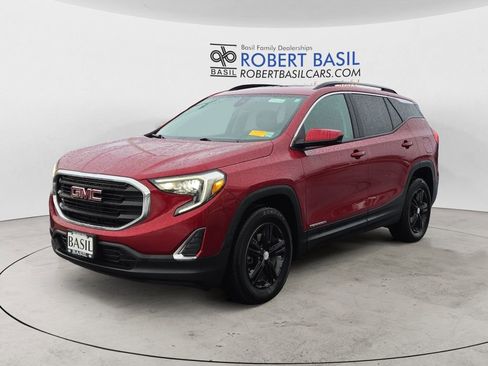 Used 2020 GMC Terrain SLE w/ Driver Convenience Package image 1