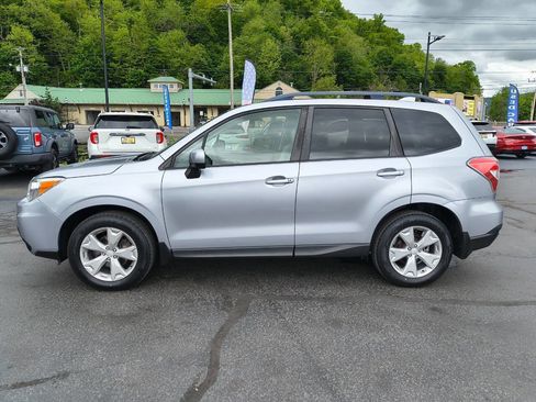 Used 2016 Subaru Forester 2.5i Premium w/ All-Weather Package AWD/4WD image 5