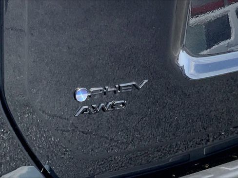 New 2026 Toyota RAV4 XSE AWD/4WD image 17