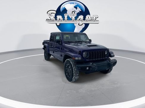 New 2026 Jeep Gladiator Sport AWD/4WD image 3