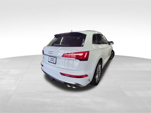 Certified 2025 Audi SQ5 Premium Plus w/ Premium Plus Package image 7