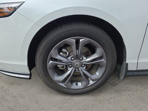 Certified 2023 Honda Accord EX image 14