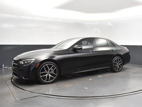 Used 2022 Mercedes-Benz E 350 Sedan image 3