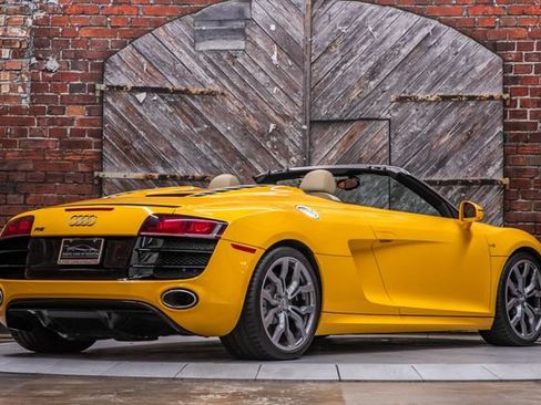 Used 2011 Audi R8 V10 AWD/4WD image 11