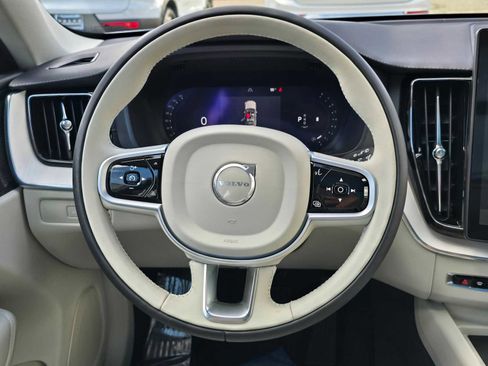New 2026 Volvo XC60 B5 Ultra w/ Protection Package Premier image 19