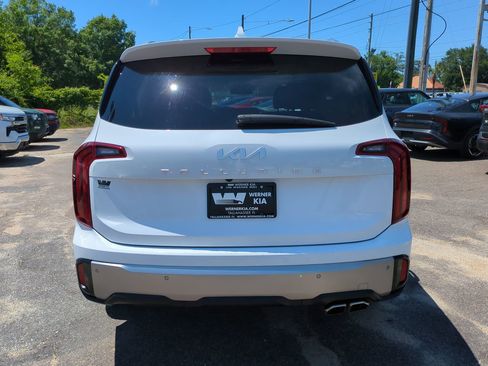 Used 2025 Kia Telluride S FWD image 6
