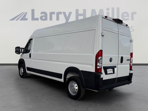 Used 2023 RAM ProMaster 2500 FWD image 3