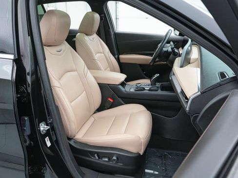 Used 2024 Cadillac XT4 Premium Luxury w/ Active Safety Package AWD/4WD image 26