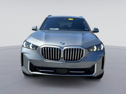 Used 2024 BMW X5 xDrive40i w/ Premium Package AWD/4WD image 12