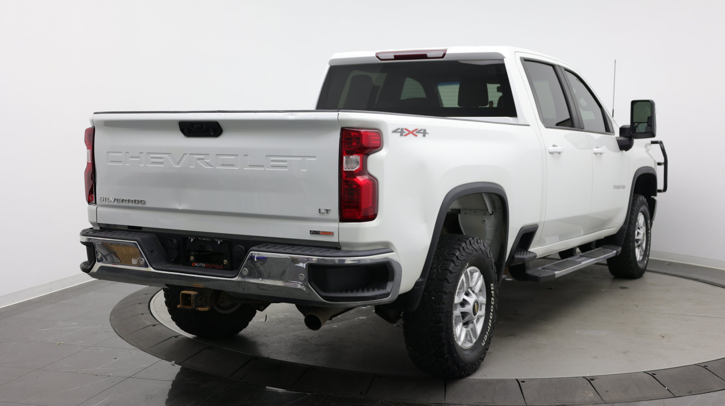 Used 2022 Chevrolet Silverado 2500 LT AWD/4WD image 7