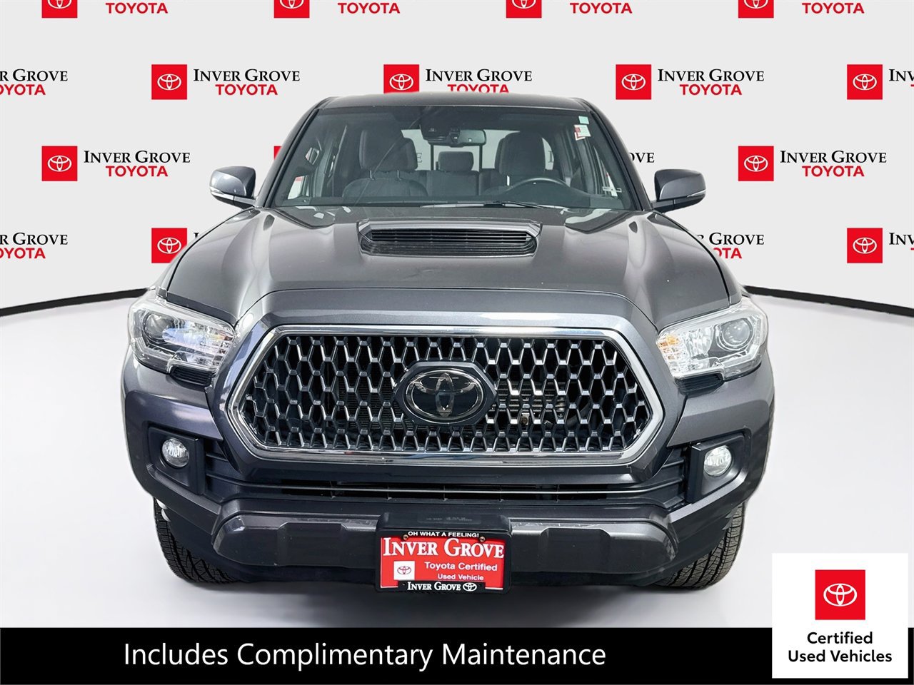 Certified 2019 Toyota Tacoma TRD Sport AWD/4WD image 2
