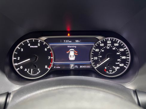 New 2025 Nissan Sentra SR image 10