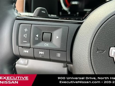 Certified 2025 Nissan Pathfinder Platinum w/ Cargo Package AWD/4WD image 13