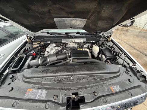 Used 2019 Chevrolet Silverado 2500 LT image 12