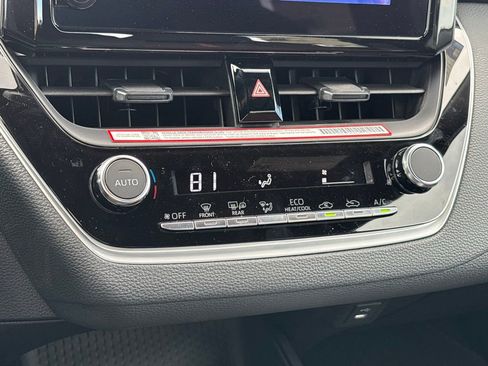 Used 2026 Toyota Corolla SE image 19