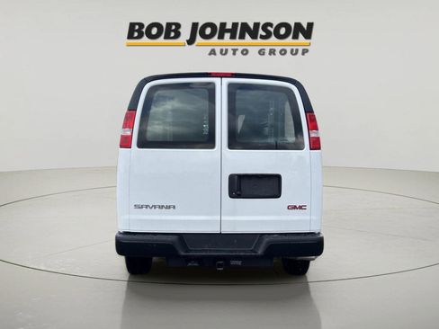 New 2026 GMC Savana 3500 w/ Driver Convenience Package image 4