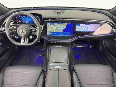 Used 2025 Mercedes-Benz E 53 AMG e 4MATIC Sedan image 13