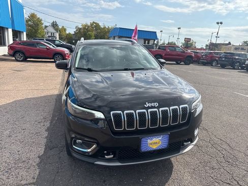 Used 2021 Jeep Cherokee Limited w/ Elite Package image 4