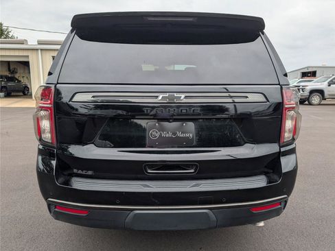 Used 2021 Chevrolet Tahoe Z71 w/ Z71 Off-Road Package AWD/4WD image 4