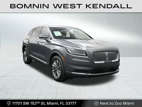 Used 2023 Lincoln Nautilus AWD w/ Premium Package image 7