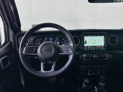 Used 2023 Jeep Wrangler Sahara w/ Cold Weather Group image 17