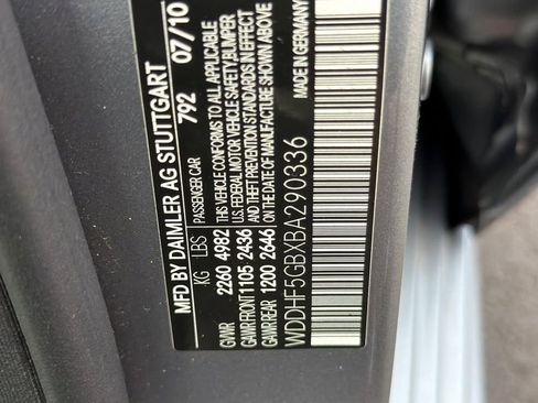 Used 2011 Mercedes-Benz E 350 Sedan image 24