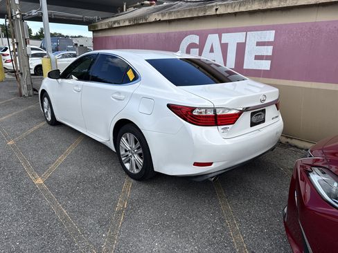Used 2014 Lexus ES 350 FWD image 4