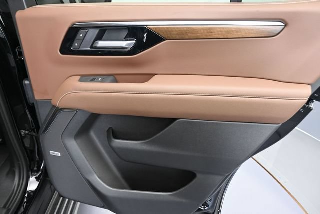 New 2026 Chevrolet Tahoe High Country AWD/4WD image 33