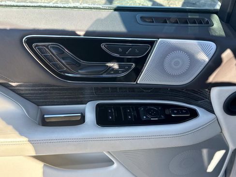 Used 2023 Lincoln Navigator L Black Label image 19