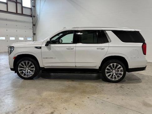 Used 2021 GMC Yukon Denali AWD/4WD image 11