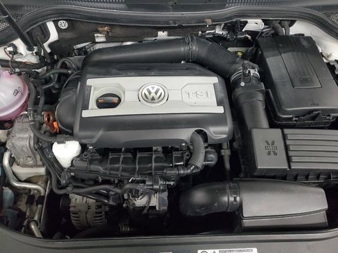 Used 2011 Volkswagen CC Sport image 4