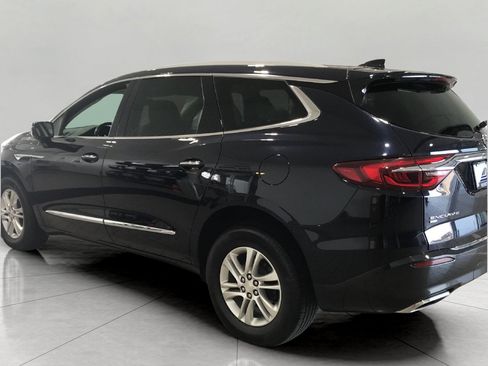 Used 2020 Buick Enclave Essence w/ Sound and Sites Package AWD/4WD image 23