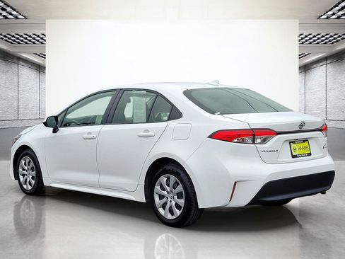 Used 2023 Toyota Corolla LE FWD image 9