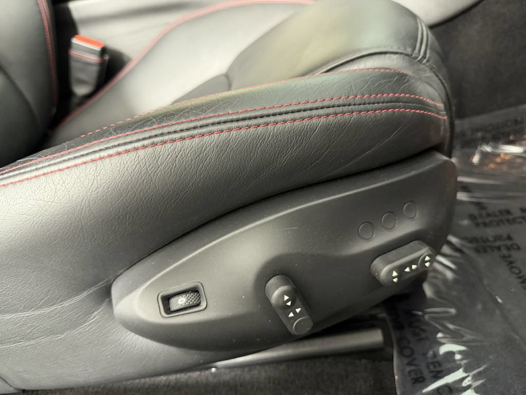 Used 2017 Maserati GranTurismo Sport RWD image 47