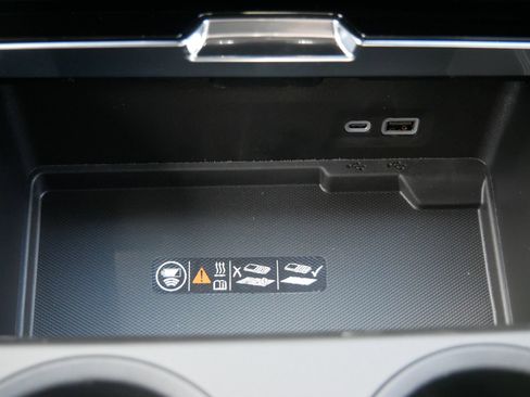 New 2026 GMC Yukon XL Denali w/ Sun & Power Step Package AWD/4WD image 15