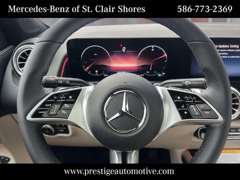 Used 2026 Mercedes-Benz GLB 250 4MATIC image 19