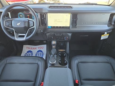 New 2025 Ford Bronco Badlands w/ Sasquatch Package image 8