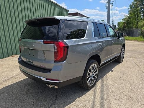 New 2026 GMC Yukon Denali AWD/4WD image 7