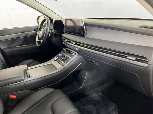 Used 2023 Hyundai Palisade SEL w/ Premium Package image 32