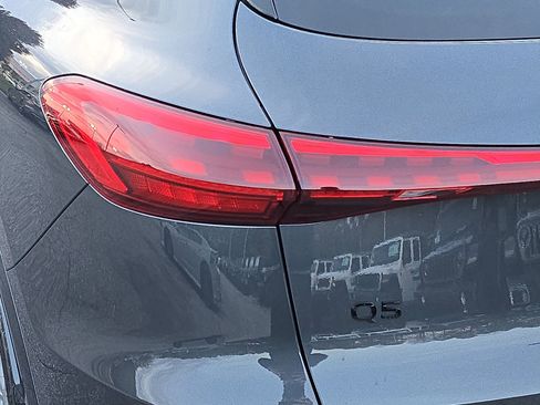 New 2025 Audi Q5 Premium Plus image 34