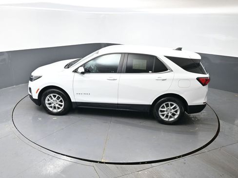 Used 2023 Chevrolet Equinox LT image 44