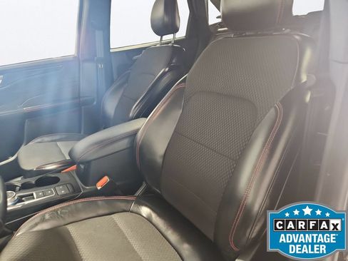 Used 2024 Ford Escape ST-Line AWD/4WD image 17