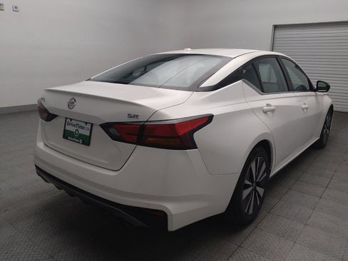 Used 2021 Nissan Altima 2.5 SR FWD image 9