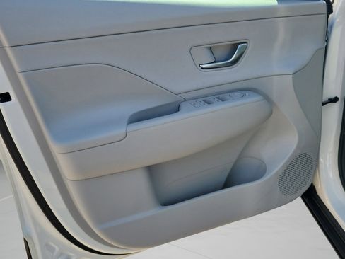 New 2026 Hyundai Kona SEL Premium image 16