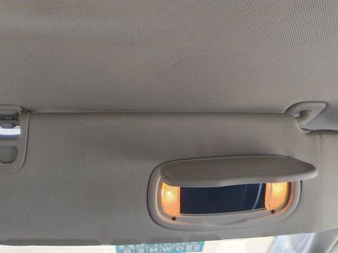 Used 2023 Chrysler Pacifica Limited FWD image 20