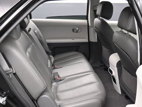 Used 2022 Hyundai Ioniq 5 SE image 31