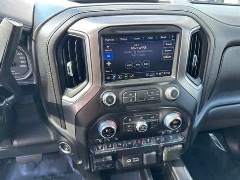 Used 2020 GMC Sierra 2500 Denali w/ Denali Ultimate Package AWD/4WD image 21
